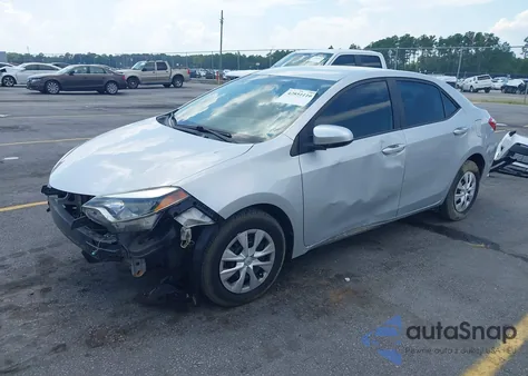 2015 Toyota Corolla L z USA, uszkodzony, nr VIN 2T1BURHEXFC342572